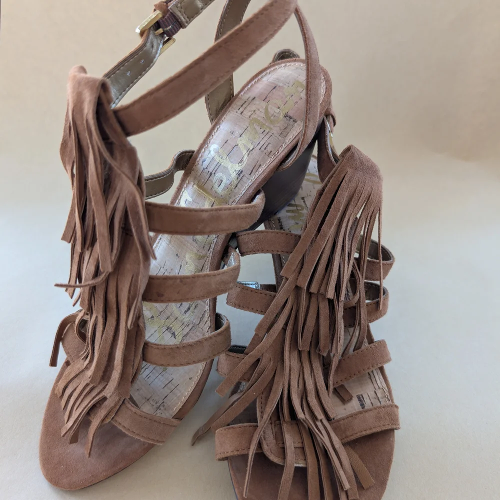 NWOT Sam Edelman Tan Fringe Sandals 8.5 - Picture 2 of 7
